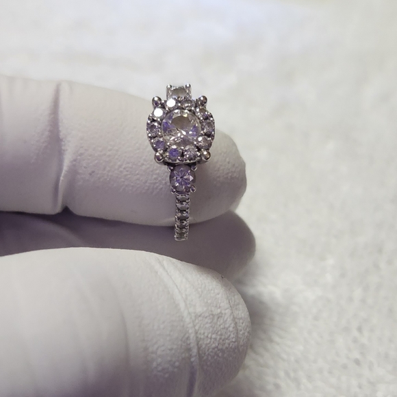 Diamond Ring - Picture 2 of 7